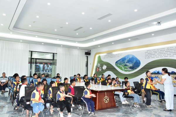 1749709419641578.jpg 3.jpg